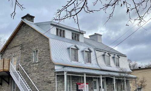 Toiture-canadienne